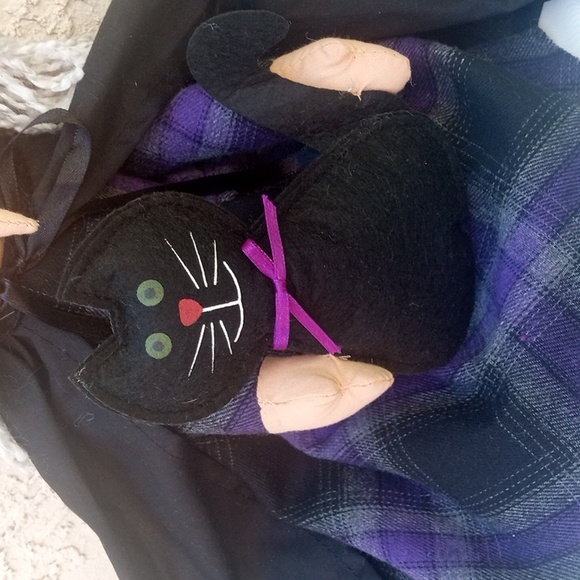 🎃  Halloween Witch Doll w Long Nose & Black Cat 25"  NEW - Picture 9 of 12